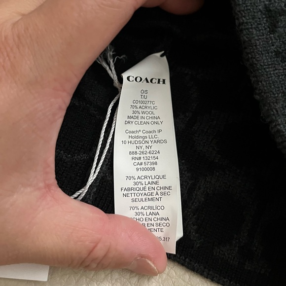 NWT - COACH Unisex Logo Wool Blended Beanie - Picture 2 of 2